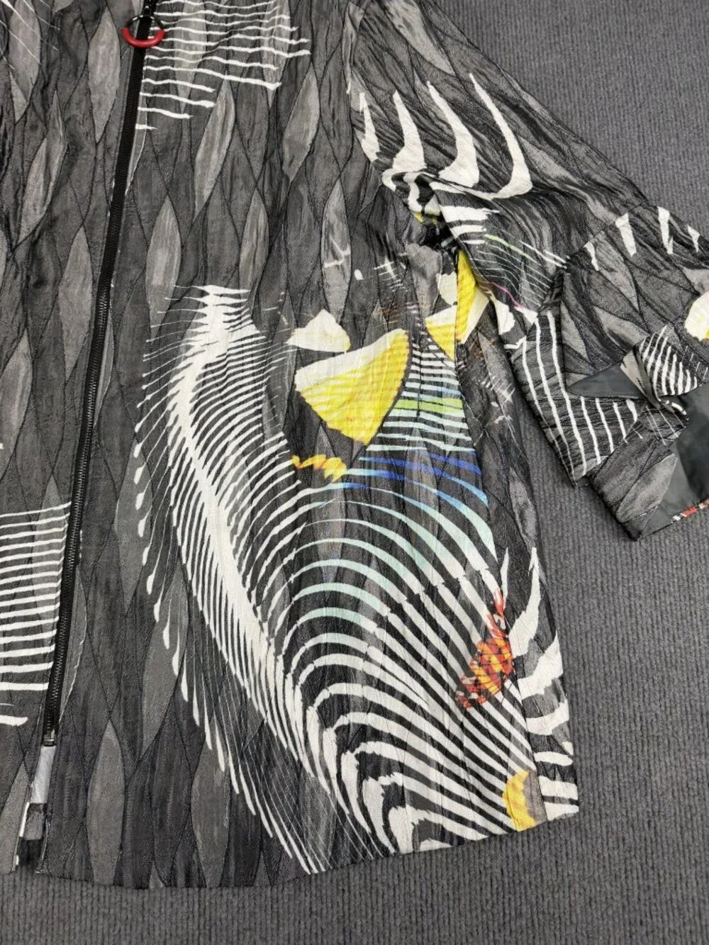 IC Collection Zip-Up Jacket With Ruffled Sleeves - Abstract Print - Womens XL